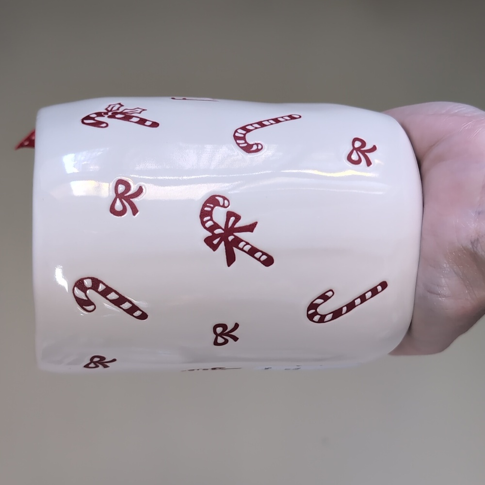 ❌SOLD❌Rae Dunn FA LA LA Christmas Mug with Candy Cane and Bow Design 🎀 - Picture 2 of 5